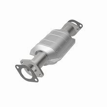 Load image into Gallery viewer, MagnaFlow Catalytic Converter DF 98-00 Nissan Frontier 2.4L Rear
