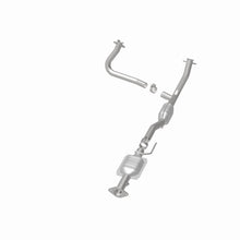 Load image into Gallery viewer, MagnaFlow Conv DF 96-97 Ford Aerostar 4.0L
