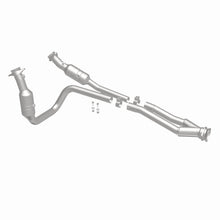 Load image into Gallery viewer, Magnaflow 15-17 Ford Transit-150 3.7L Direct Fit Converter

