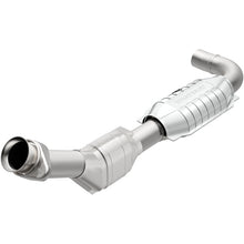 Load image into Gallery viewer, MagnaFlow Conv DF 99-00 Ford F-150 4.2L 2WD D/S
