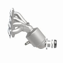 Load image into Gallery viewer, Magnaflow 13-17 Nissan Sentra 1.8L Direct-Fit Catalytic Converter
