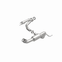 Load image into Gallery viewer, Magnaflow DF Converter 05-11 Toyota Tacoma 4.0L
