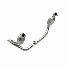Load image into Gallery viewer, MagnaFlow Conv DF 04 Dodge Dakota 6 3.7L 4WD
