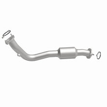 Load image into Gallery viewer, Magnaflow 13-15 Toyota RAV4 2.5L Direct Fit Converter
