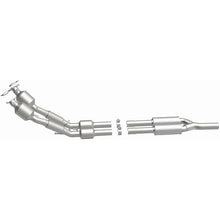 Load image into Gallery viewer, Magnaflow 12-13 Volkswagen Passat 3.6L Direct Fit Converter

