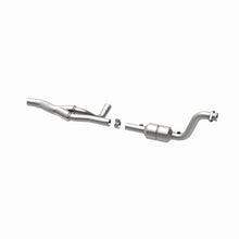 Load image into Gallery viewer, MagnaFlow Conv DF 2004 Durango 5.7L Passenger Side | 93252
