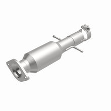 Load image into Gallery viewer, Magnaflow 09-12 Chevrolet Malibu 3.6L Direct Fit Converter
