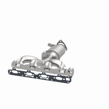 Load image into Gallery viewer, MagnaFlow 08-10 Pontiac G6 2.4L Underbody Direct Fit CARB Compliant Manifold Catalytic Converter
