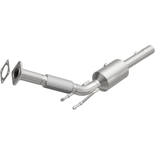 Load image into Gallery viewer, MagnaFlow California Grade CARB Compliant Converter Direct Fit 05-09 Volkswagen Jetta L5 2.5L
