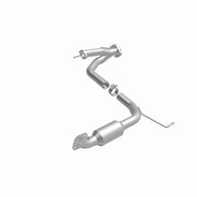 Load image into Gallery viewer, MagnaFlow Conv DF 05-09 Toyota Tacoma 4.0L D/S Rear (49 State)
