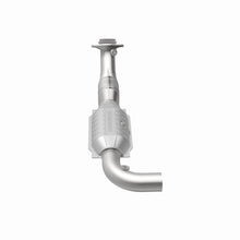 Load image into Gallery viewer, MagnaFlow Conv DF F150 Truck 97-98 V8 4.6L 2W
