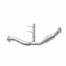 Load image into Gallery viewer, Magnaflow Conv DF 2007-2008 Ford Expedition/Navigator V8-5.4L
