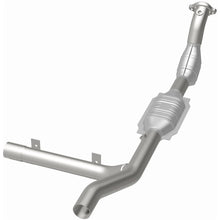 Load image into Gallery viewer, MagnaFlow Conv DF 97-98 Ford Expedition 4.6 | 93130
