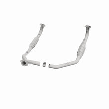 Load image into Gallery viewer, MagnaFlow Conv DF 97 Land Rover Defender 90 4.0L Y-Pipe Assy / 96-99 Discovery 4.0L Y-Pipe Assy
