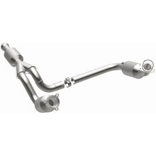Load image into Gallery viewer, Magnaflow 09-13 Chevrolet Silverado 1500 5.3L Direct Fit Converter

