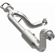 Load image into Gallery viewer, Magnaflow 07-09 Chrysler Aspen 5.7L Direct Fit Converter

