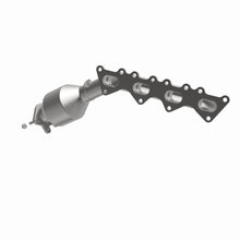 Load image into Gallery viewer, Magnaflow 2009 Hyundai Genesis 4.6L Direct Fit Converter

