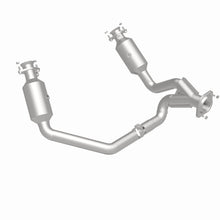 Load image into Gallery viewer, MagnaFlow 19-24 Ram 1500 5.7L OEM Grade Federal/EPA Compliant Direct-Fit Catalytic Converter
