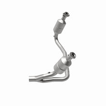 Load image into Gallery viewer, MagnaFlow Conv DF 04 Dodge Dakota 6 3.7L 4WD
