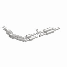 Load image into Gallery viewer, Magnaflow 2006 Volkswagen Passat 3.6L Direct Fit Converter
