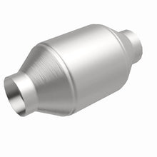 Load image into Gallery viewer, MagnaFlow Conv Univ 5inch Spun Met. 2.5inch C/C
