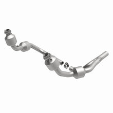 Load image into Gallery viewer, MagnaFlow Conv Direct Fit 07-09 Jeep Wrangler 3.8L
