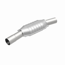 Load image into Gallery viewer, MagnaFlow Conv DF GM 25inch x 7inch x 4inch 2.5/2.5inch
