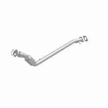 Load image into Gallery viewer, MagnaFlow Converter Direct Fit California Grade 07-08 Chevrolet Uplander 3.9L
