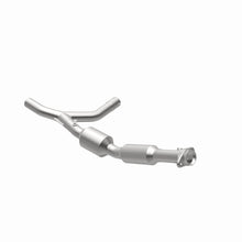 Load image into Gallery viewer, Magnaflow 2007 Ford E-150 4.6L Direct Fit Converter
