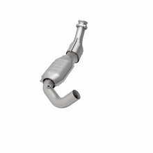 Load image into Gallery viewer, MagnaFlow Conv DF 97-98 Ford F-150 Pickup 4.2L D/S 4WD (49 State)
