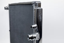 Load image into Gallery viewer, Photo - Close Up
