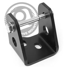 Load image into Gallery viewer, Innovative 00-09 Handa S2000 Replacement LH/RH Engine Mounting Bracket
