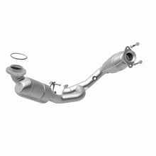 Load image into Gallery viewer, Magnaflow 04-07 Ford Taurus 3.0L Direct Fit Converter
