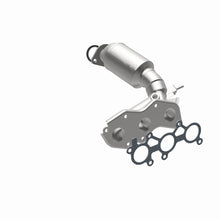 Load image into Gallery viewer, Magnaflow 2011 Toyota Sienna 3.5L Direct Fit Converter
