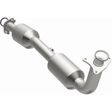Load image into Gallery viewer, Magnaflow 07-13 Toyota Tundra 4.0L Direct Fit Converter
