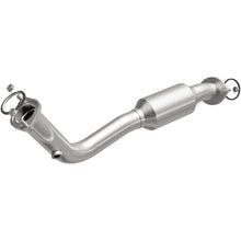 Load image into Gallery viewer, Magnaflow 13-16 Toyota RAV4 2.5L Direct Fit Converter
