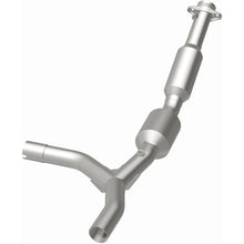 Load image into Gallery viewer, Magnaflow 2007 Ford E-150 4.6L Direct Fit Converter
