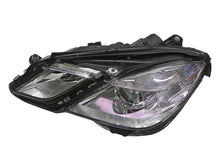 Load image into Gallery viewer, Headlight Assembly
