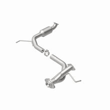 Load image into Gallery viewer, MagnaFlow Conv DF 05-09 Toyota Tacoma 4.0L D/S Rear (49 State)
