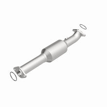Load image into Gallery viewer, Magnaflow Converter DF 05-11 Toyota Tacoma 4.0L

