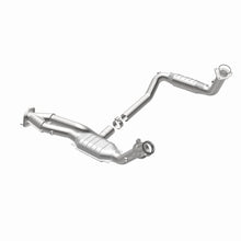Load image into Gallery viewer, MagnaFlow Conv DF 02-06 Cadillac Escalade / 02-06 Chevy Avalanche 5.3L Dual Conv Y-Pipe Assembly 2WD
