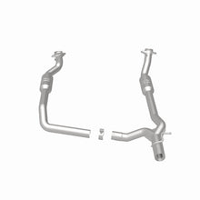 Load image into Gallery viewer, MagnaFlow 09-14 Ford E-150 California Grade CARB Compliant Direct-Fit Catalytic Converter
