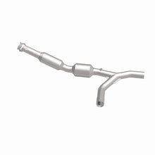 Load image into Gallery viewer, Magnaflow 2007 Ford E-150 4.6L Direct Fit Converter
