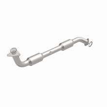 Load image into Gallery viewer, Magnaflow 13-17 Lexus LX570 5.7L Direct Fit Converter

