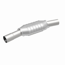 Load image into Gallery viewer, MagnaFlow Conv DF GM 25inch x 7inch x 4inch 2.5/2.5inch
