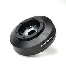 Load image into Gallery viewer, NRG Short Hub Pontiac G8 08-09 | SRK-PG8H
