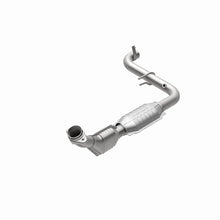 Load image into Gallery viewer, MagnaFlow Conv DF F150 5.4L 02 Supercharged P

