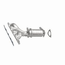 Load image into Gallery viewer, MagnaFlow 08-10 Pontiac G6 2.4L Underbody Direct Fit CARB Compliant Manifold Catalytic Converter
