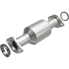 Load image into Gallery viewer, Magnaflow 11-15 Toyota Sienna 3.5L Direct Fit Converter
