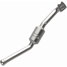 Load image into Gallery viewer, MagnaFlow Conv Direct Fit OEM 11-12 Jeep Grand Cherokee 3.6L
